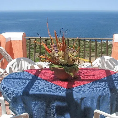 2 Bedroom Gorgeous In Punta Su Turrione